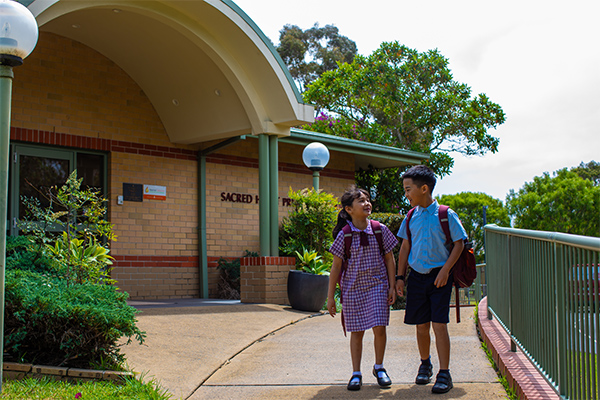 01-villawood-sacred-heart-cisit-our-school